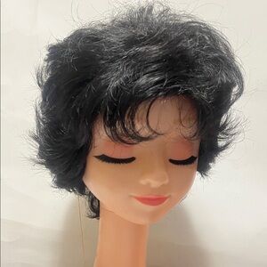 NWT Ensoleille Collection Wig SKE5 FVA Color 1B Black